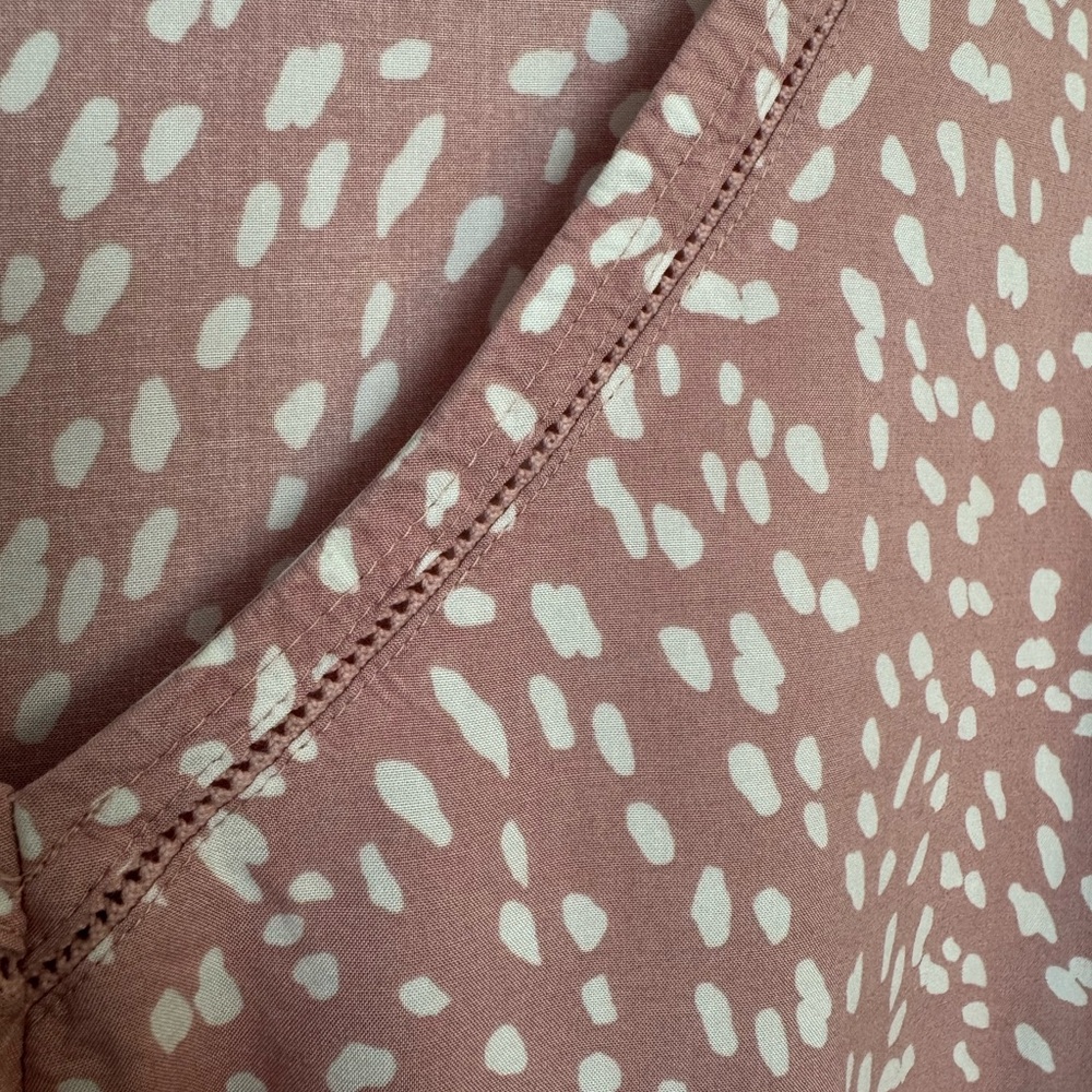 Peplum Rose/White Top 3X - Picture 3 of 8